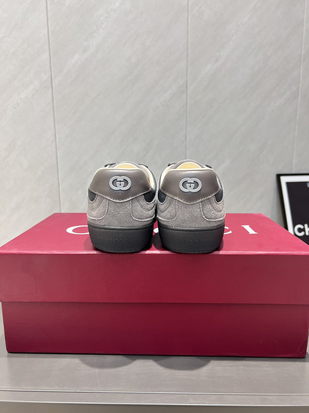Gucci Distressed Causal shoes