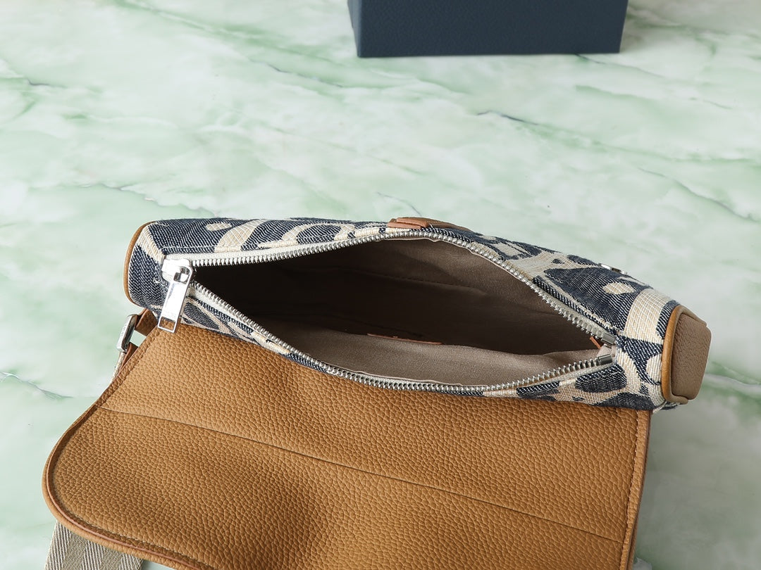 Dior Saddle Bag
