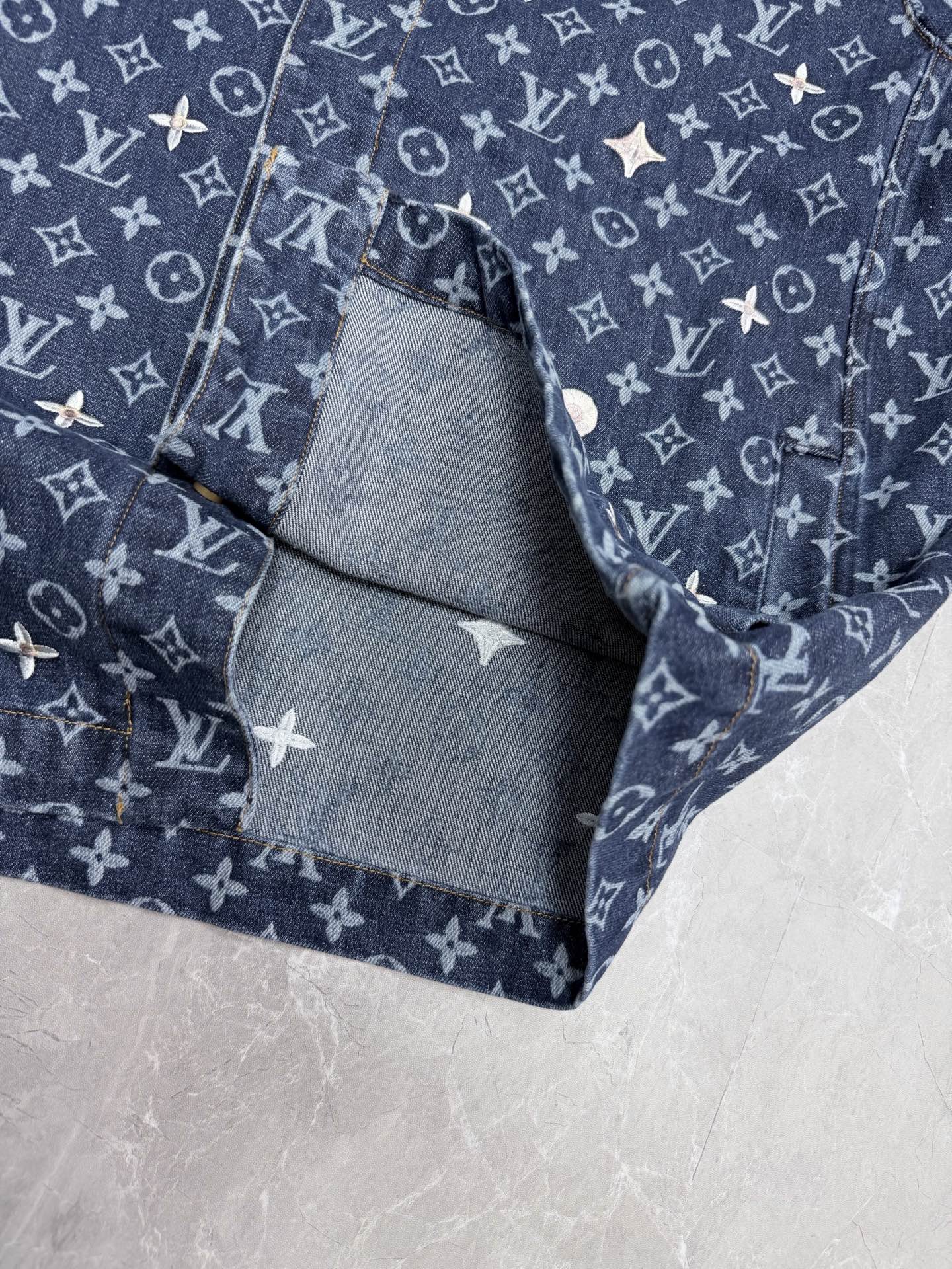LVDenim Set