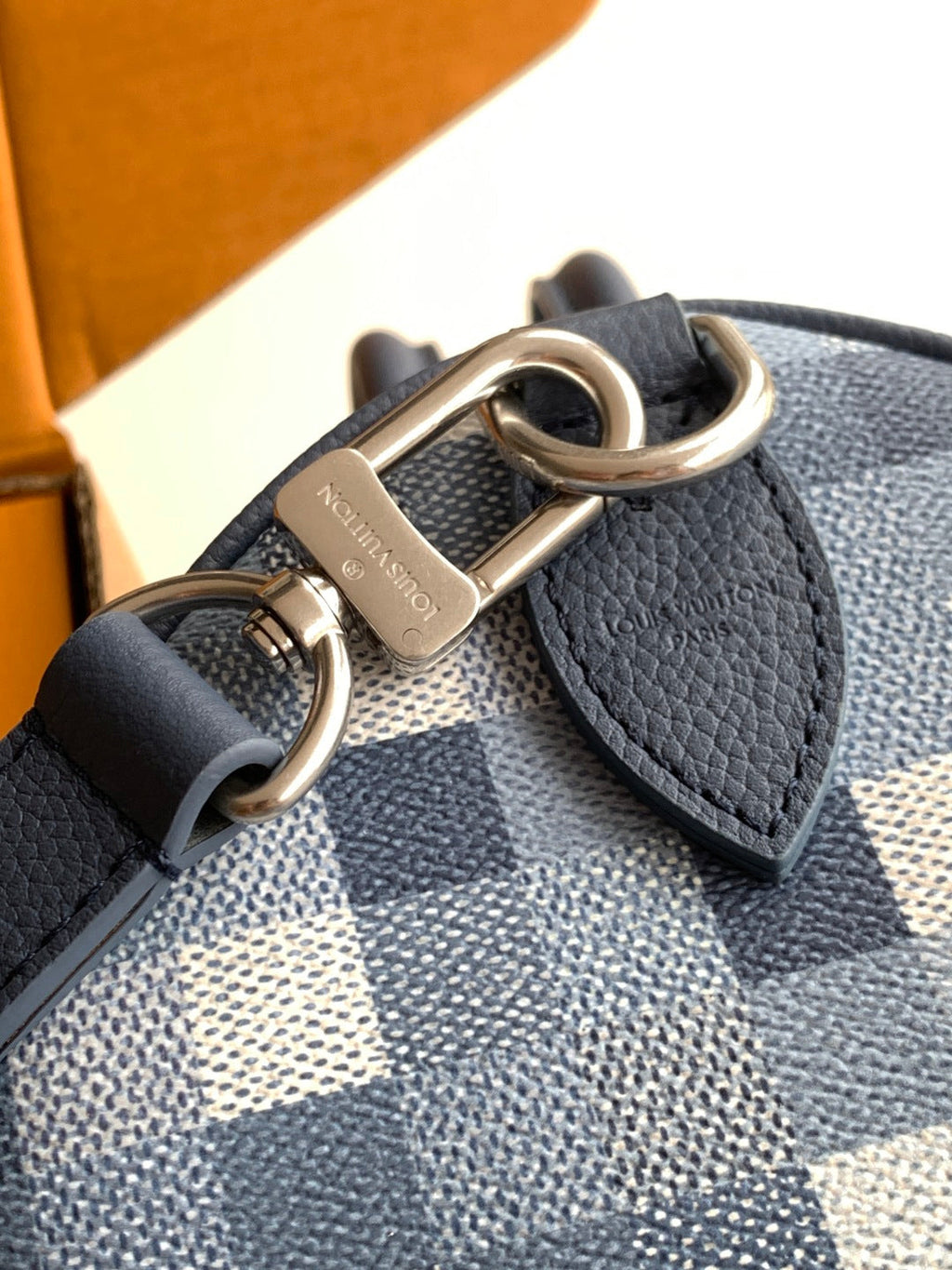 LV 30 Handbag