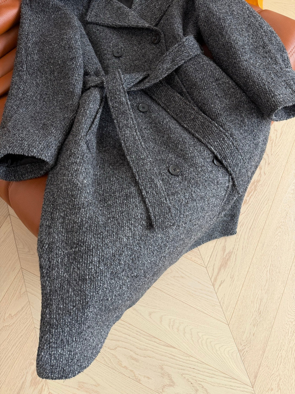 Women's Coat w detachable Fur Collar