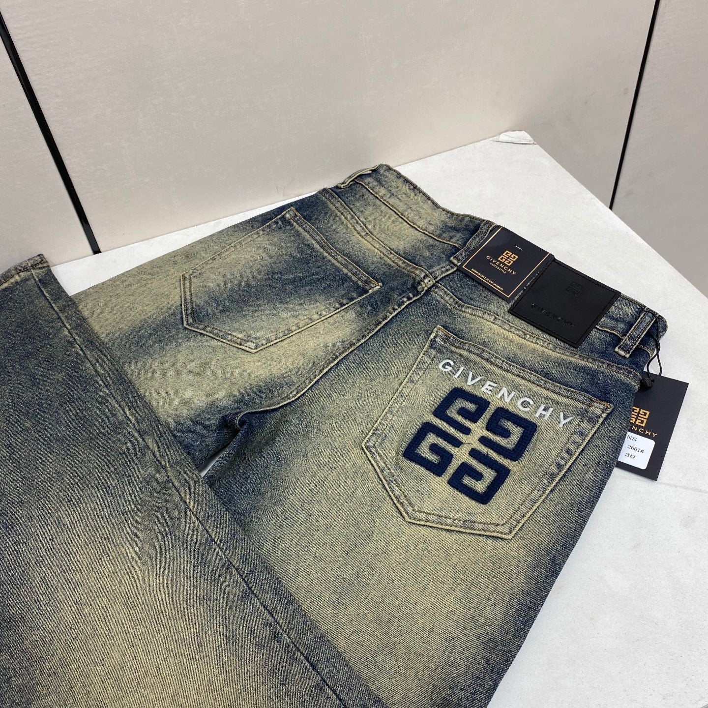 Givenchy fitted Jeans