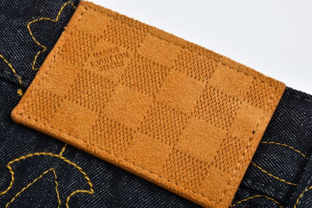 LV black and Gold Pants