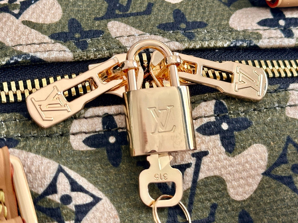 LV 55 Travel Bag
