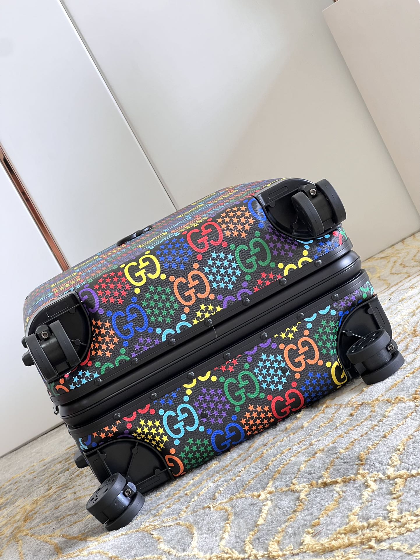 Gucci  Suitcase
