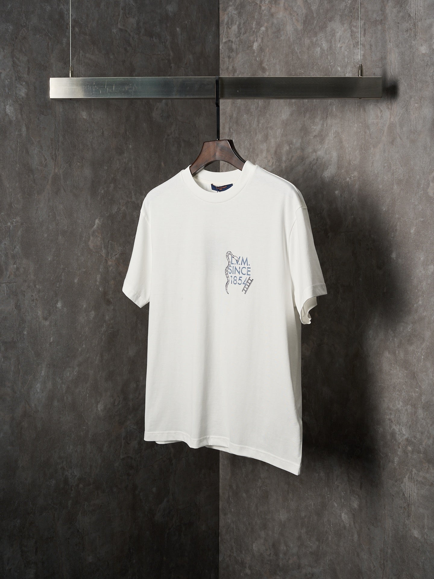 LV checkeredboard snake Print T-Shirt