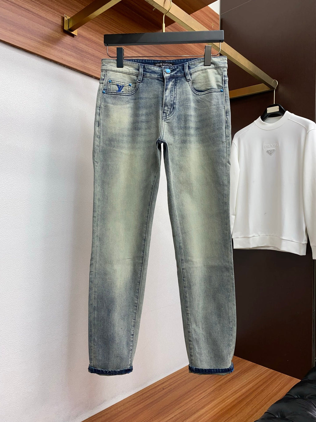 LV Slin Fit leg Jeans
