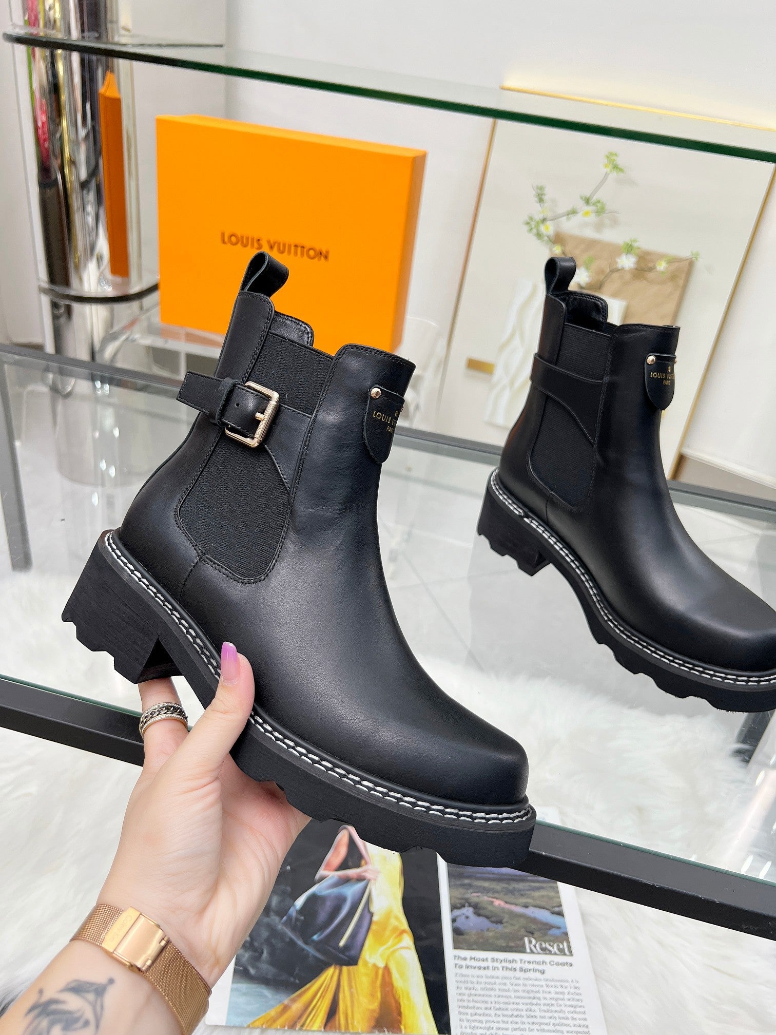 Women's LV Boots