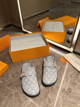 LV slippers