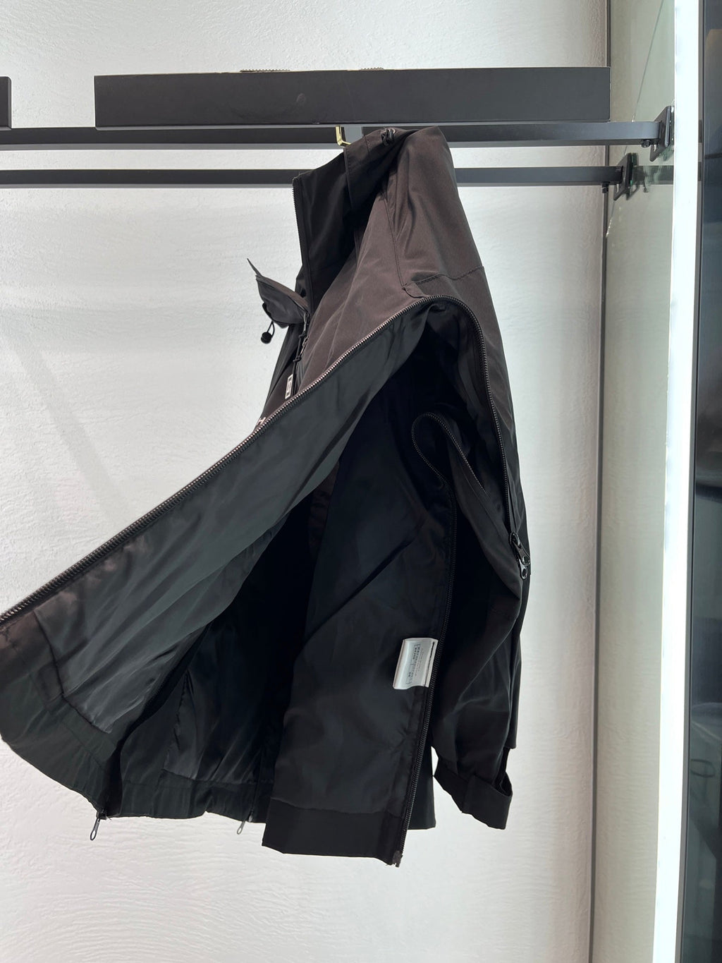 Women's Chan* Windbreaker Jacket