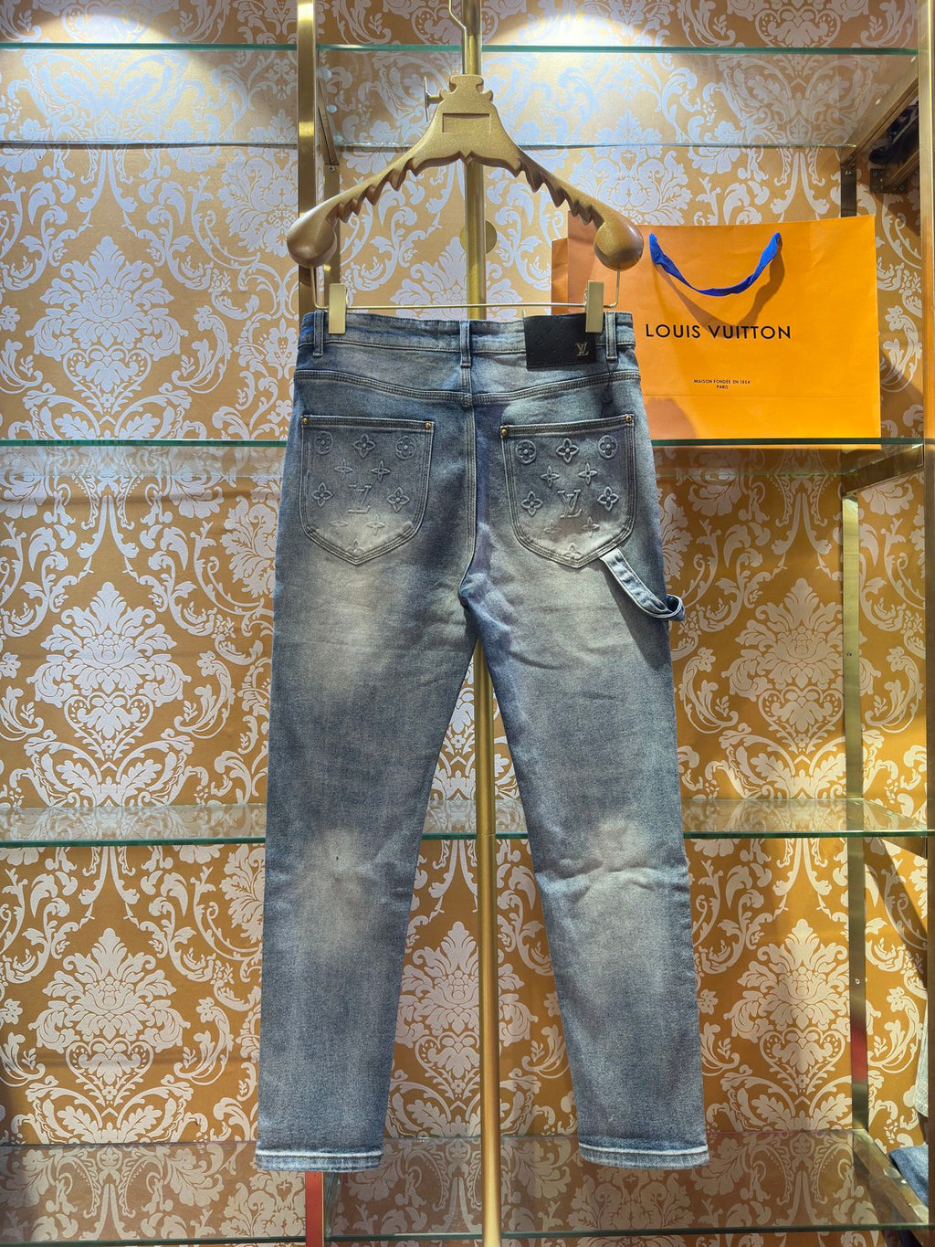LV Fitted Jeans