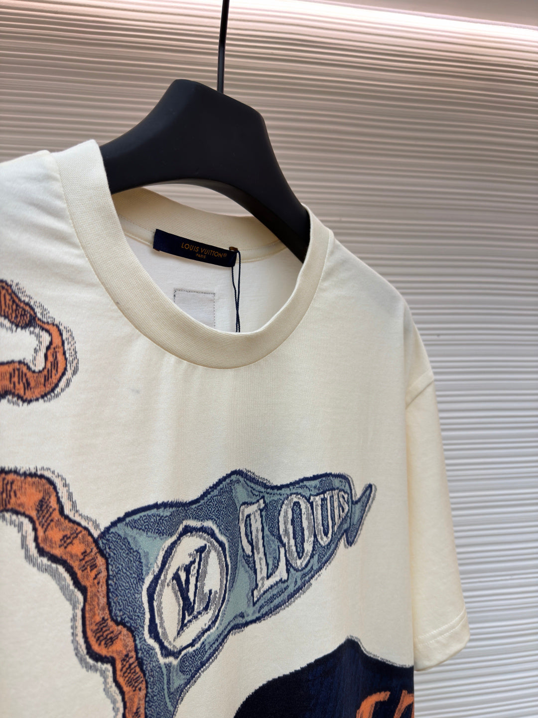 LV T-Shirt