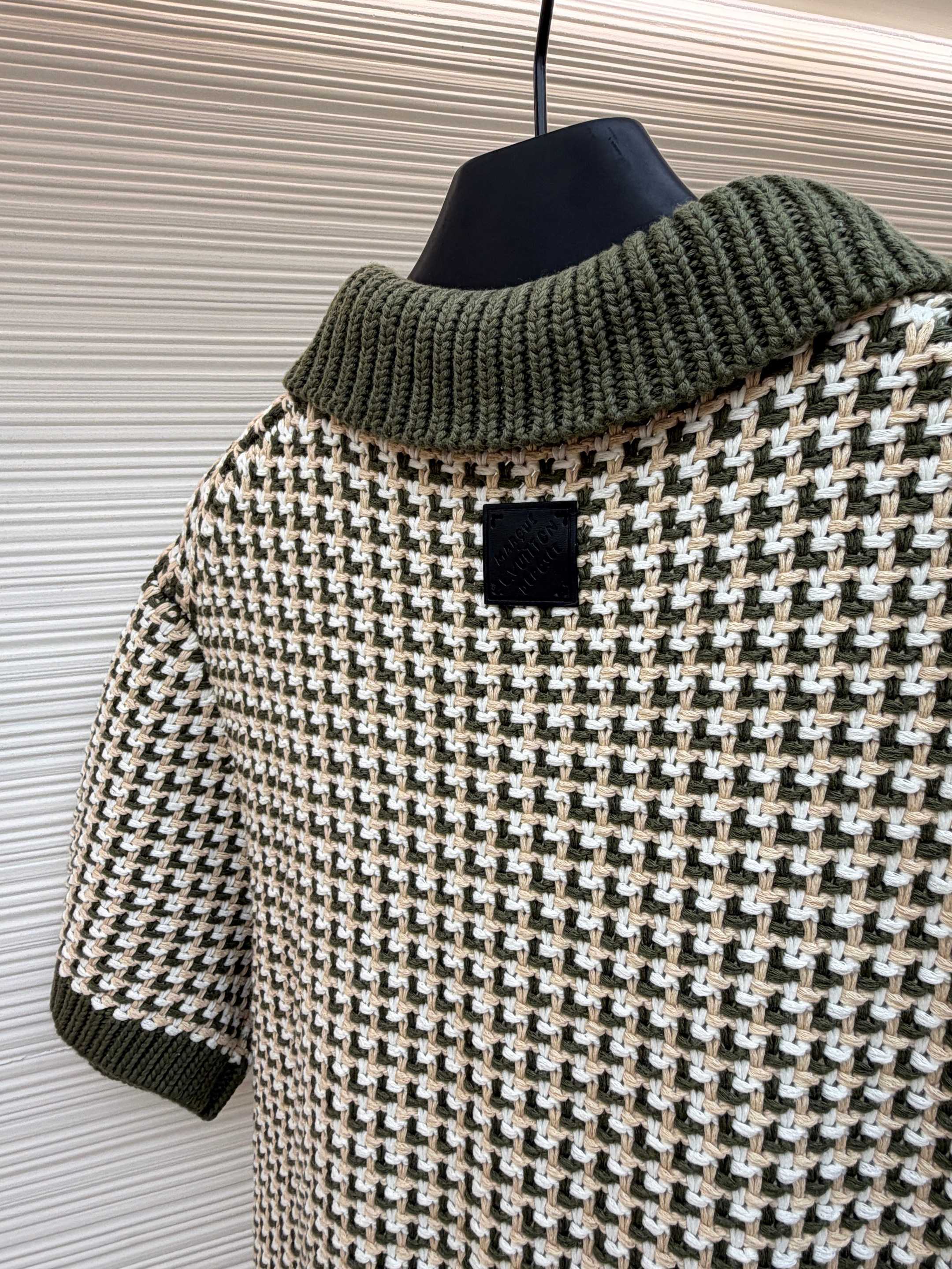 LV Jacquard Knit Short-Sleeve shirt