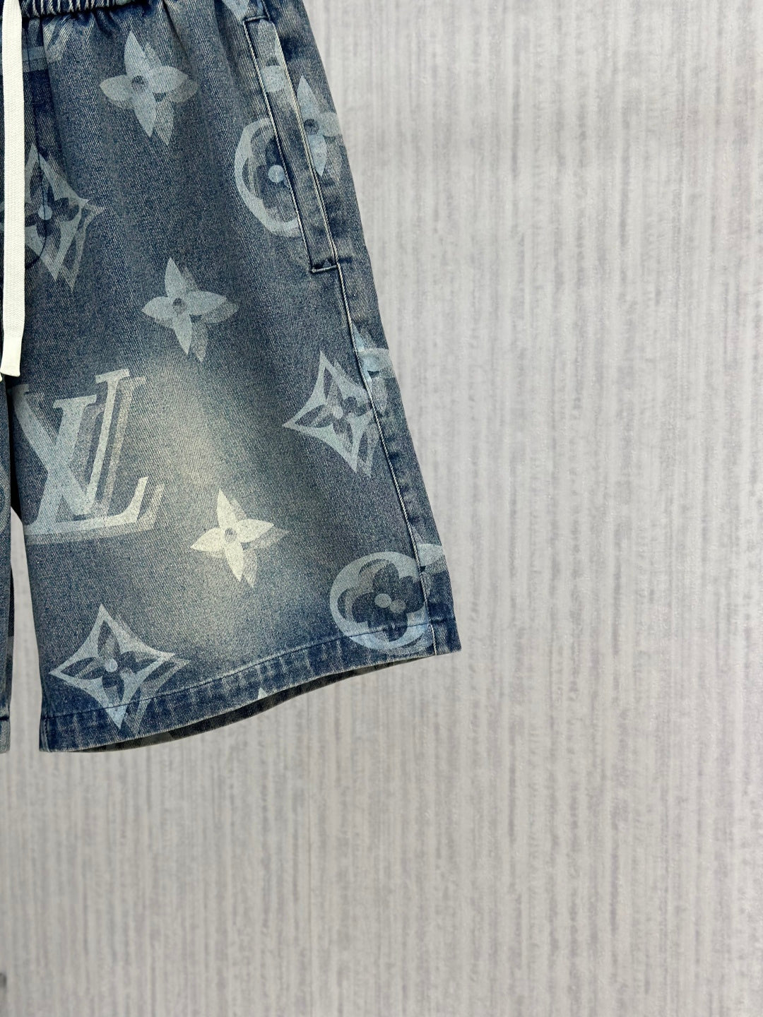 LV Causal Shorts