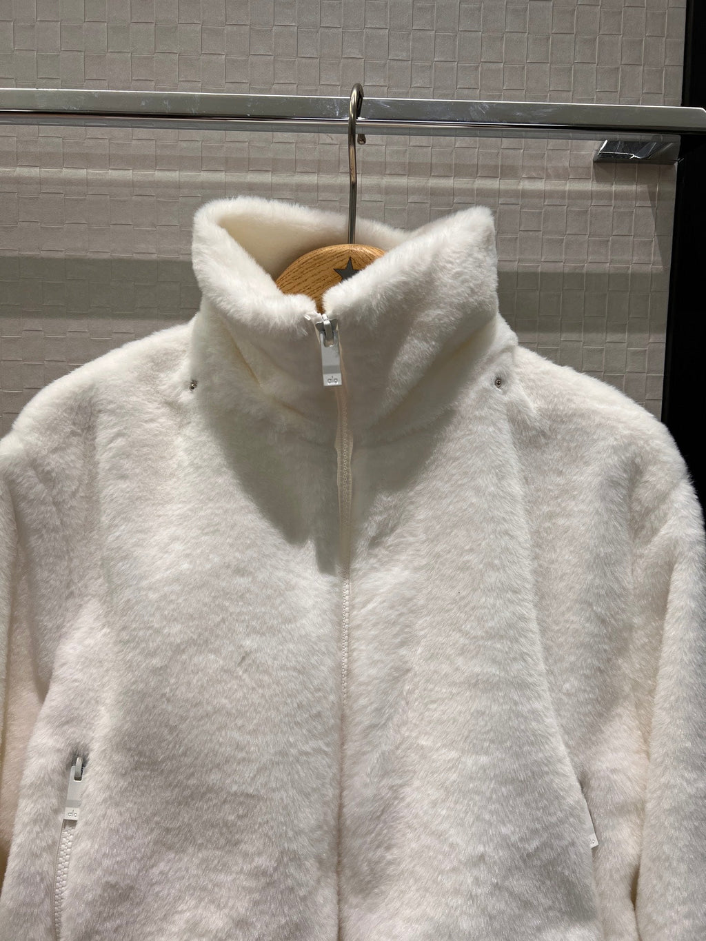 Women's ALO furry Hooded Short Jacket