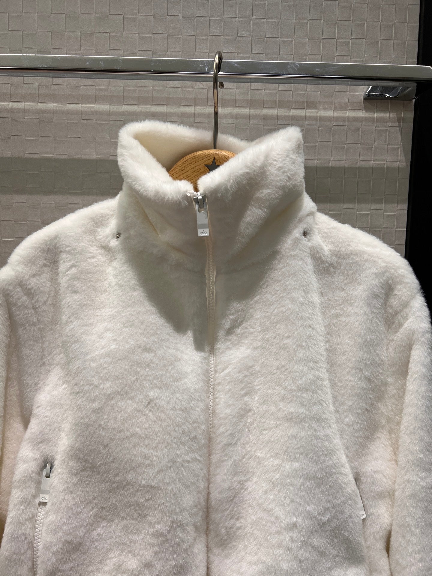 Women's ALO furry Hooded Short Jacket