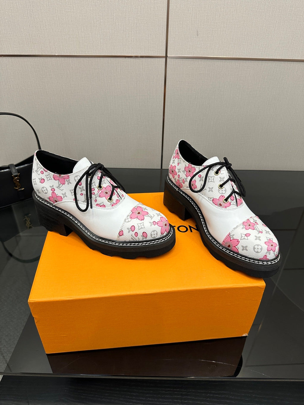 Women LV High-end Shoes