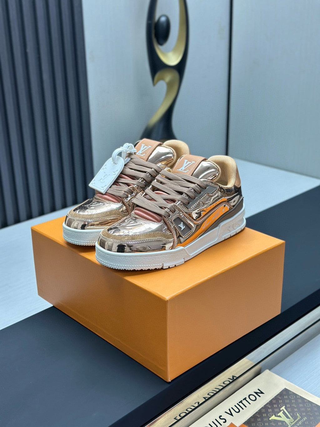 Lv Trainers - Exclusive Edition