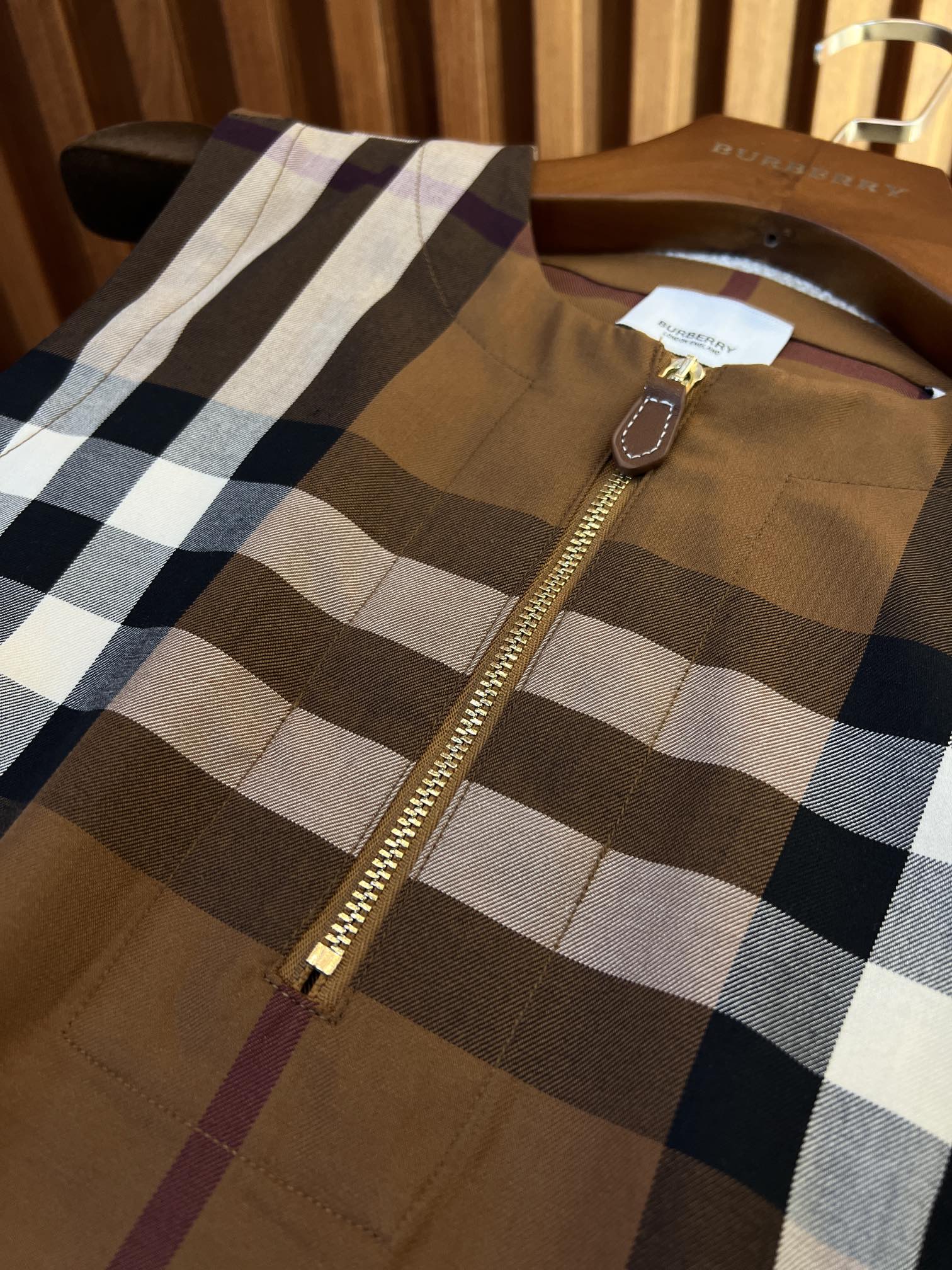 Burberry sleeveless dress