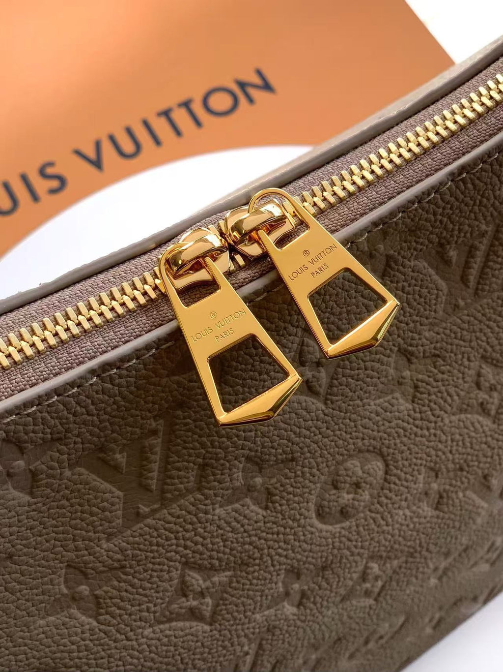 LV Classic Handbag