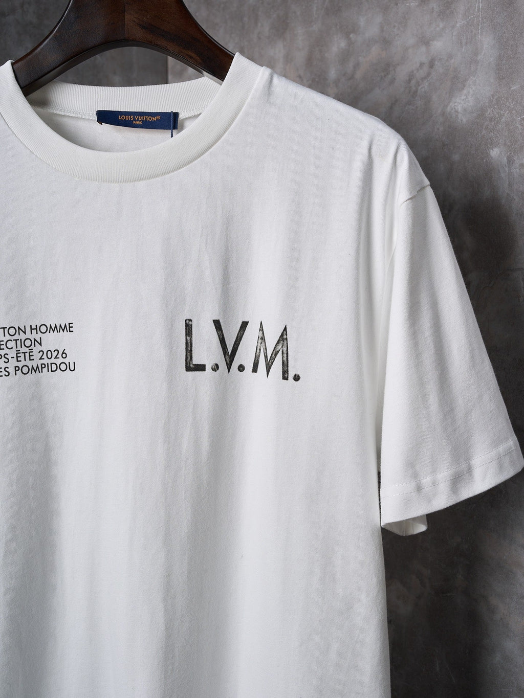 LV Distressed Letter Print Crew Neck Short Sleeve T-Shirt