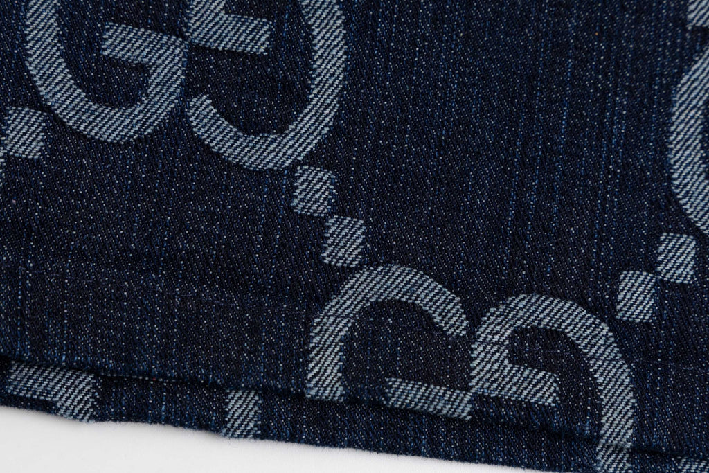Gucci Cable Knit All over washed denim shorts