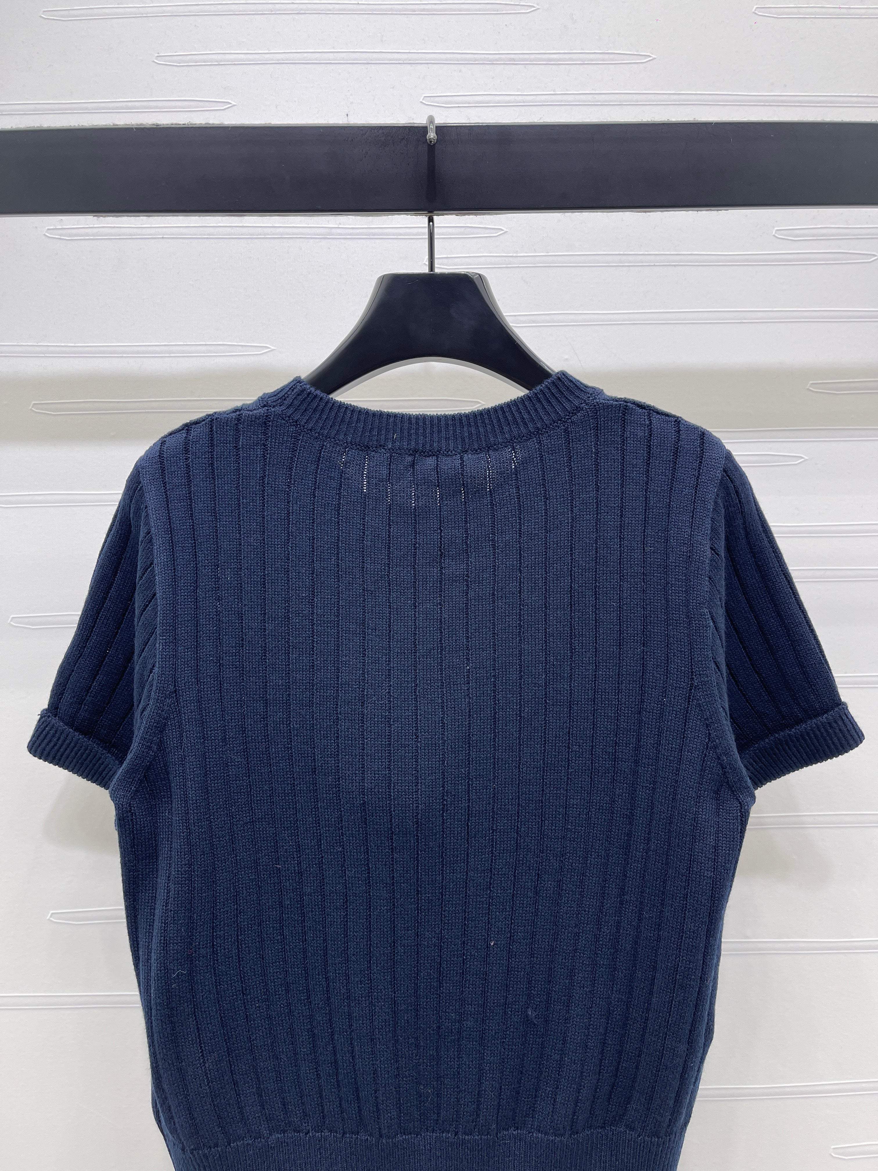 YS Vertical Ribbed Crew Neck Knit Short Sleeve