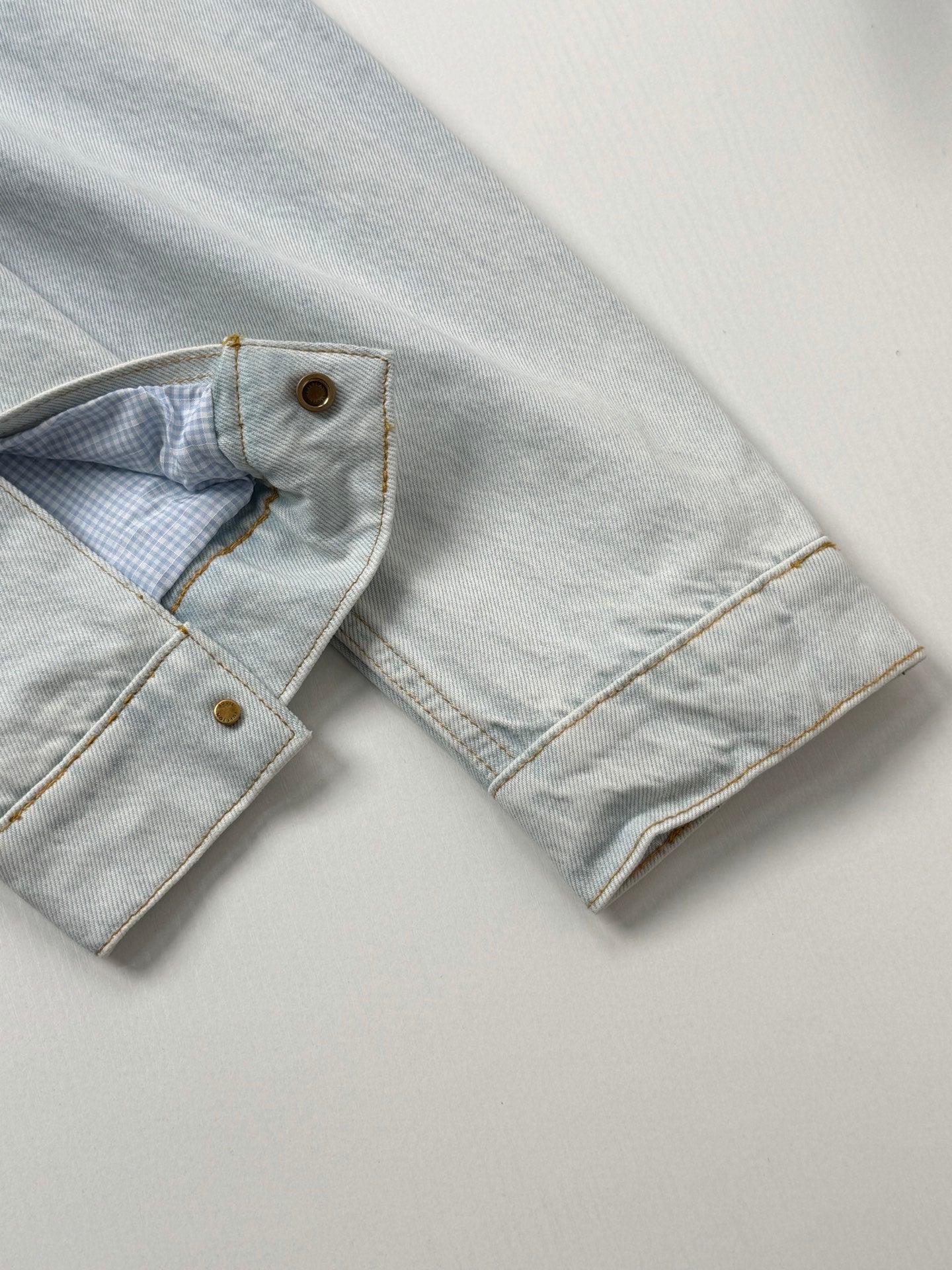 LV Light Wash Floral Embroidery Zipper Denim Jacket