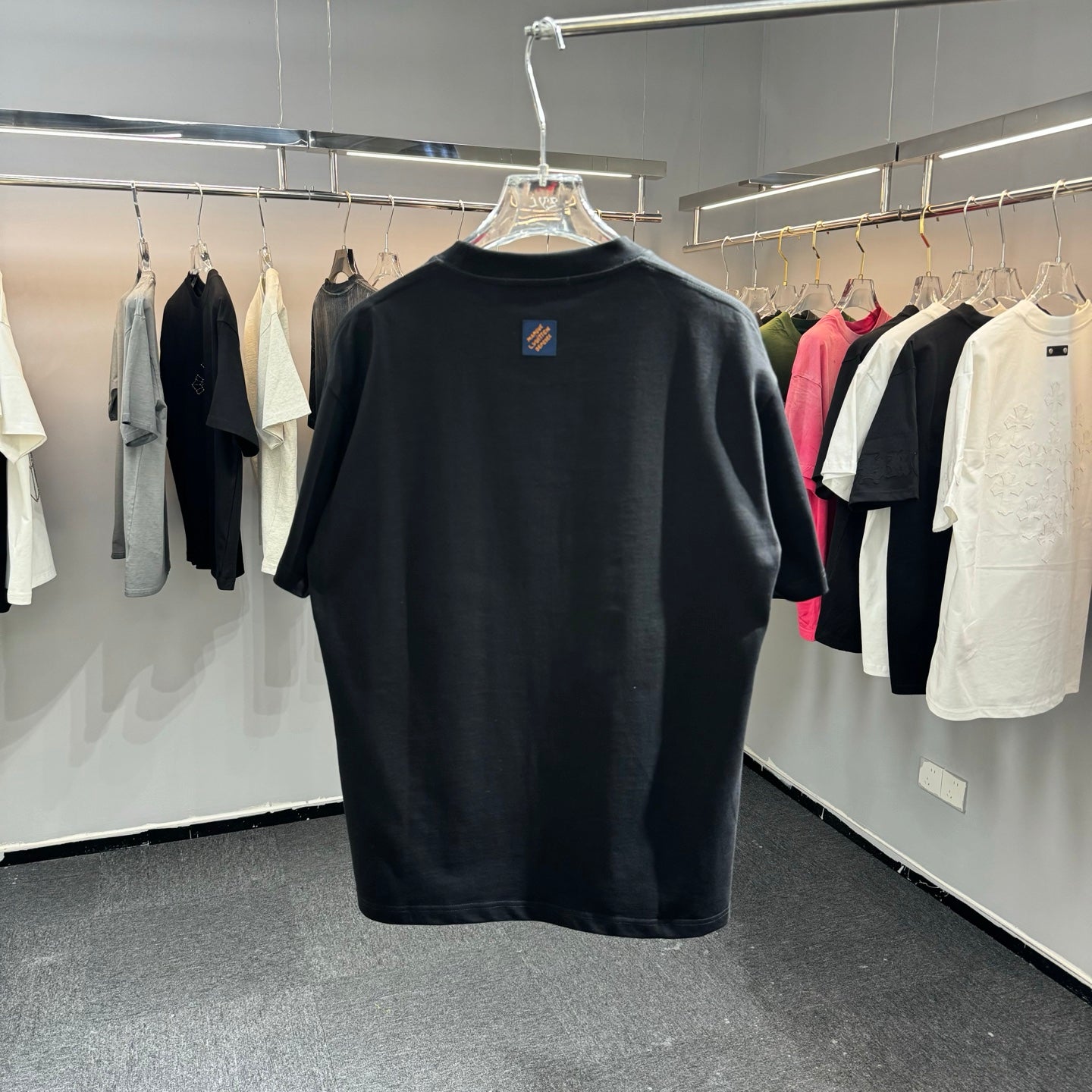 LV Round Neck Short Sleeve Shirt