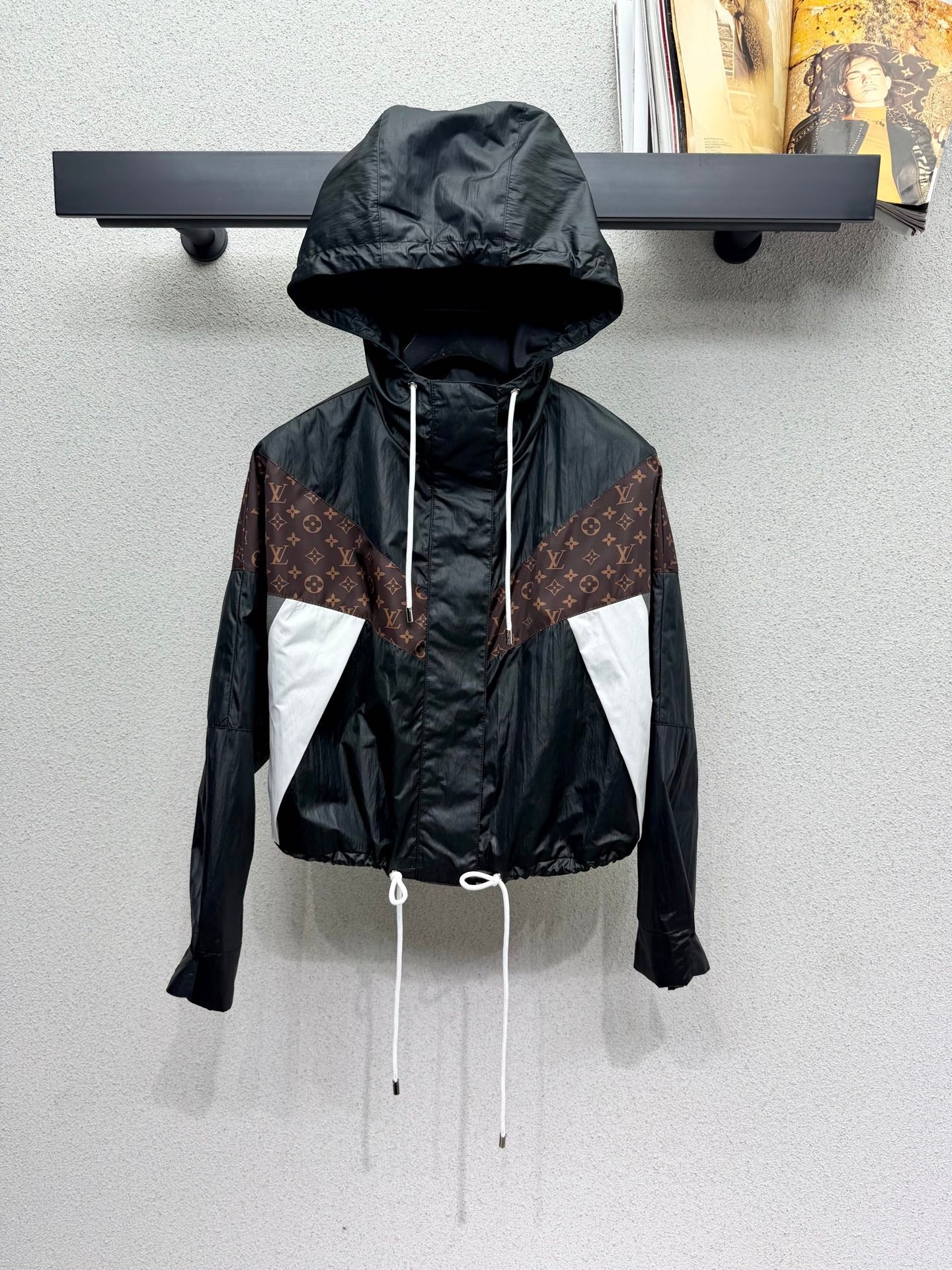 LV hooded Jacket - Women's