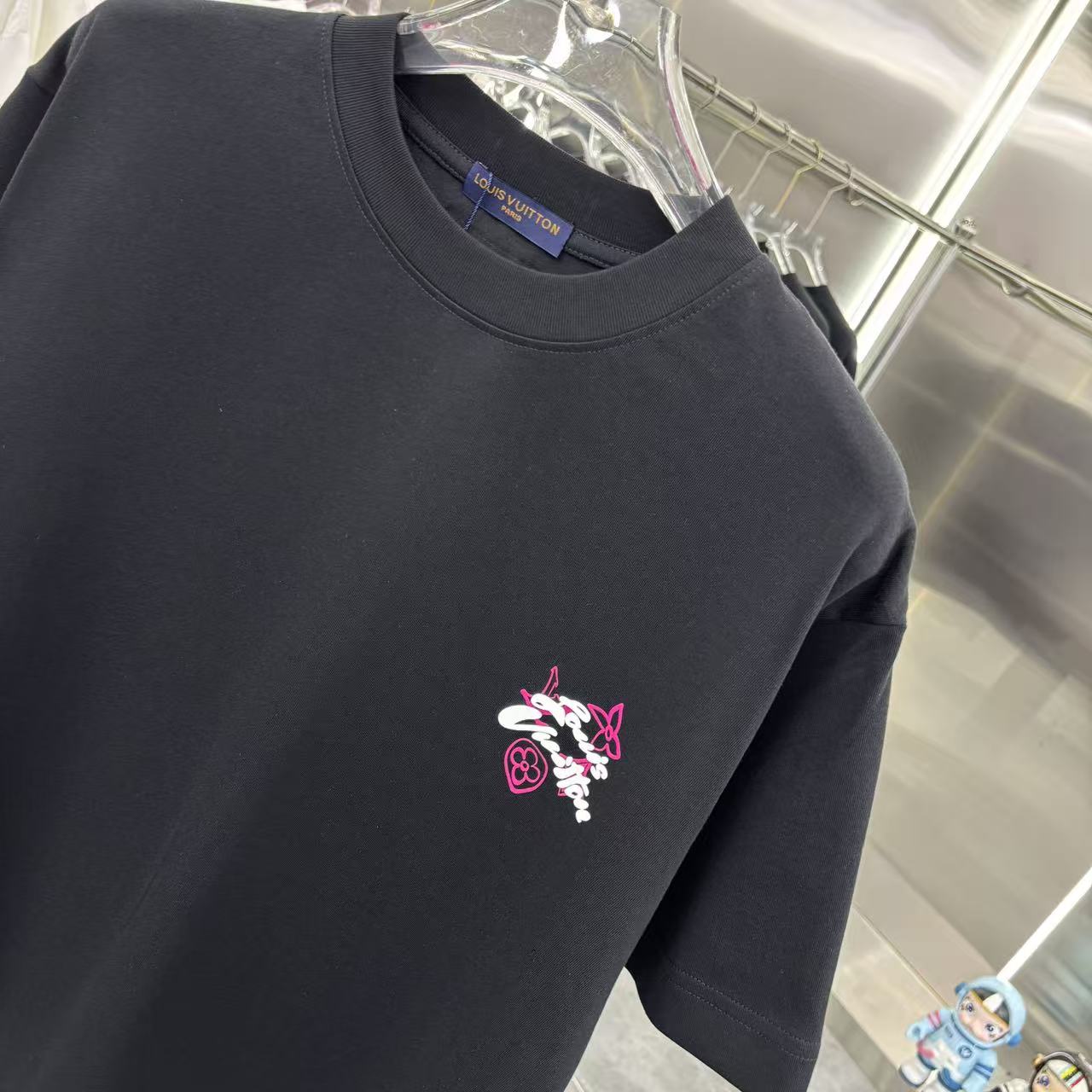 LV Short Sleeve T-Shirt