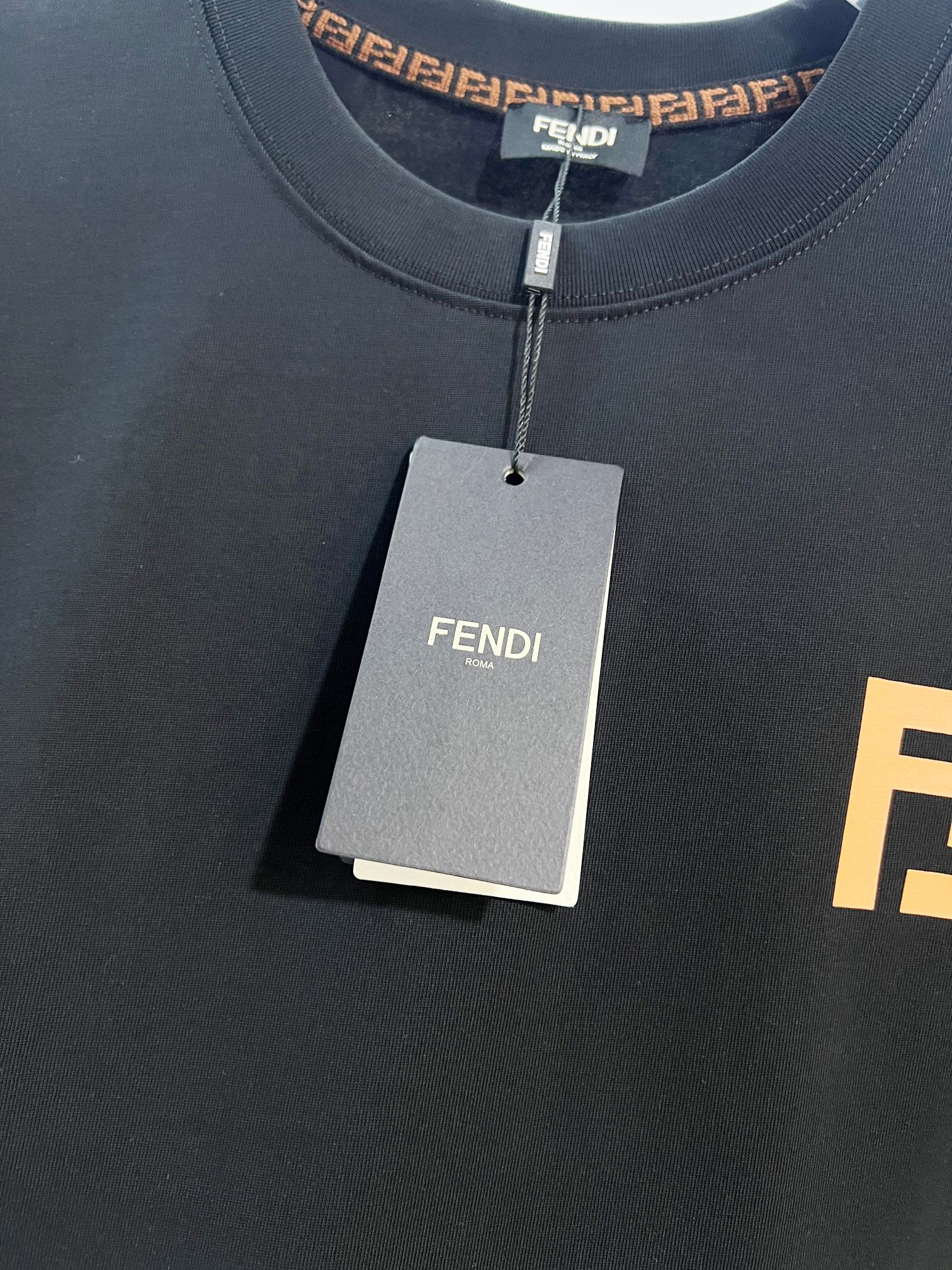 Fendi T-Shirt