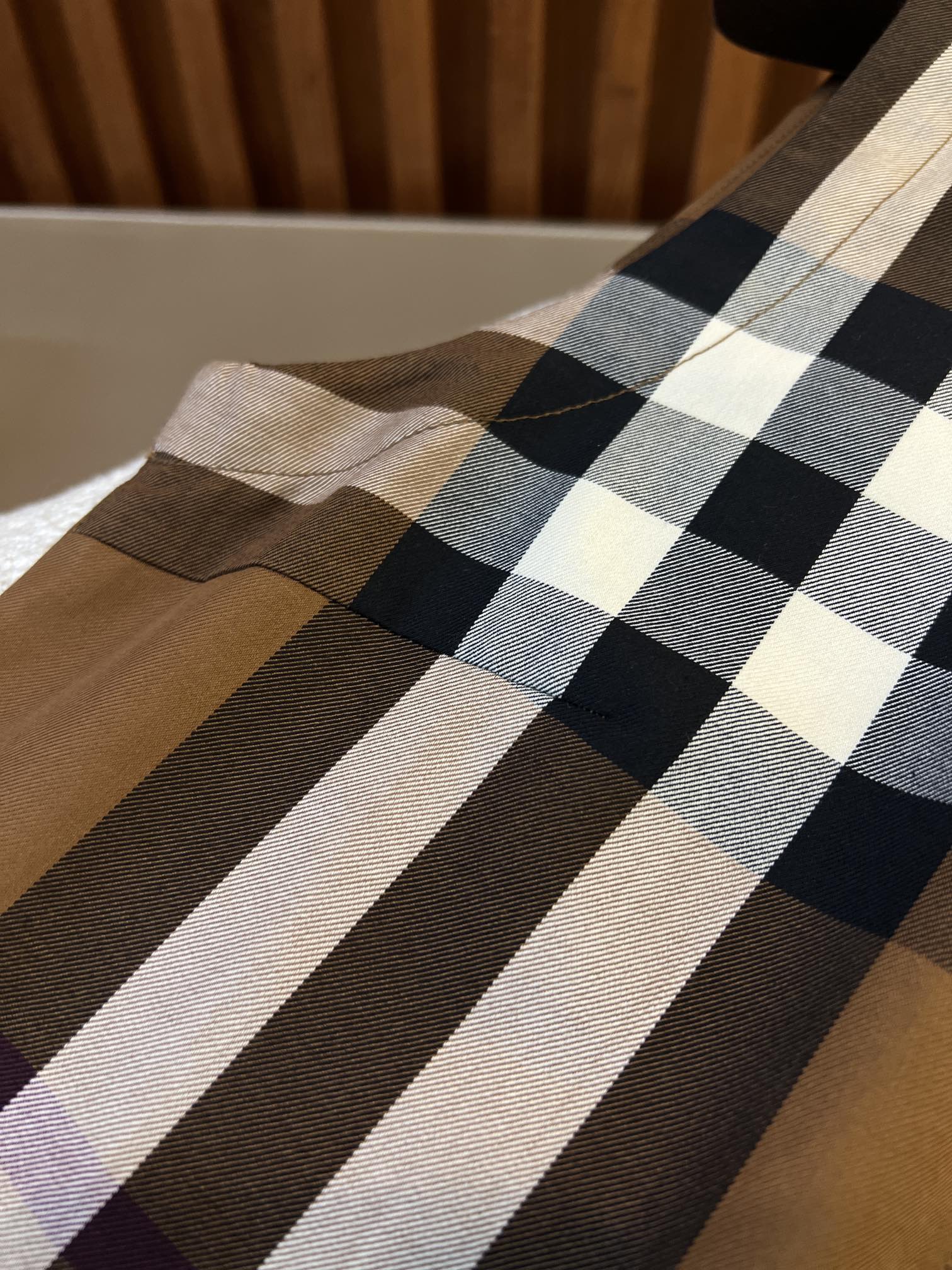 Burberry sleeveless dress