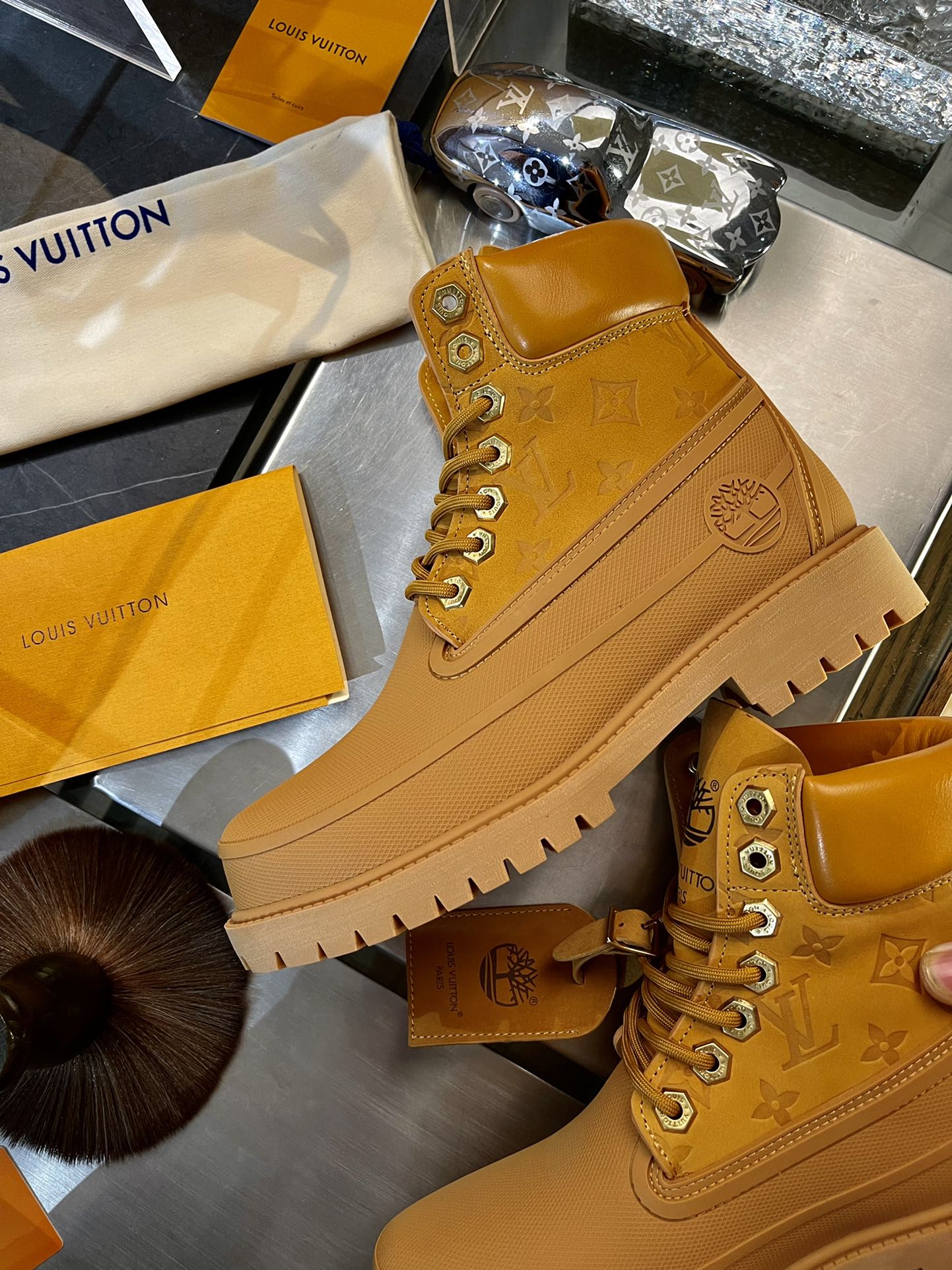 Louis Vuitton × Timberland 6" ankle boot olive green -US(LV) size 10