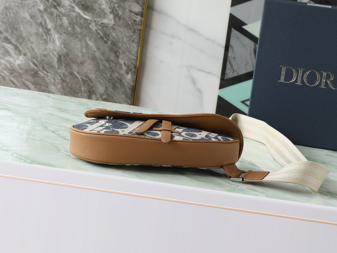 Dior Saddle Bag