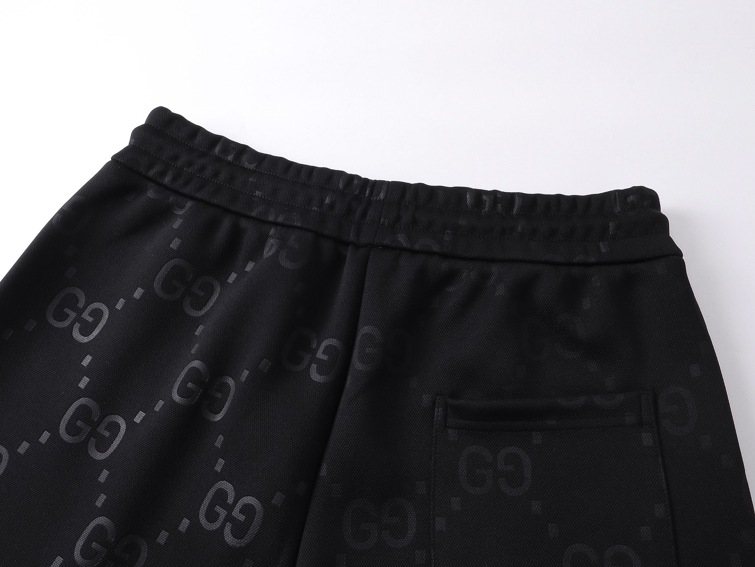 Gucci Monogram pattern shorts
