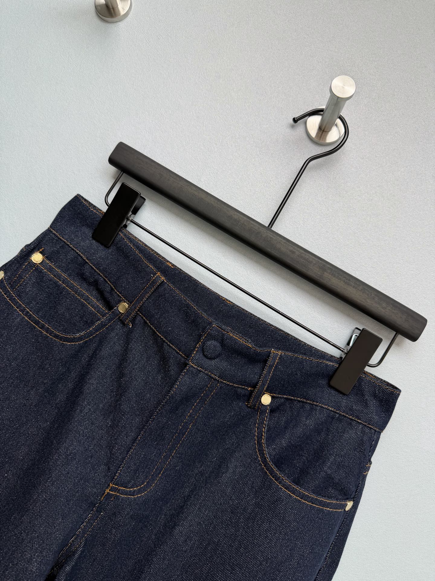 Women Fendi High Waisted Straight-Leg Jeans