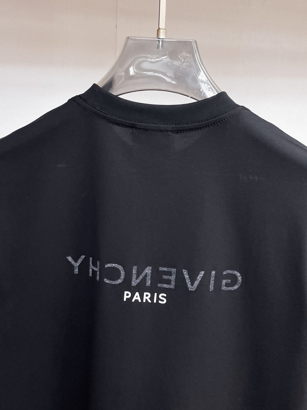 Givenchy T-Shirt