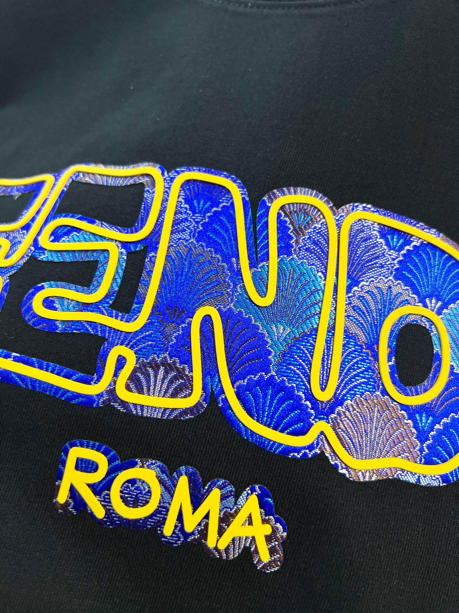 Fendi T-Shirt