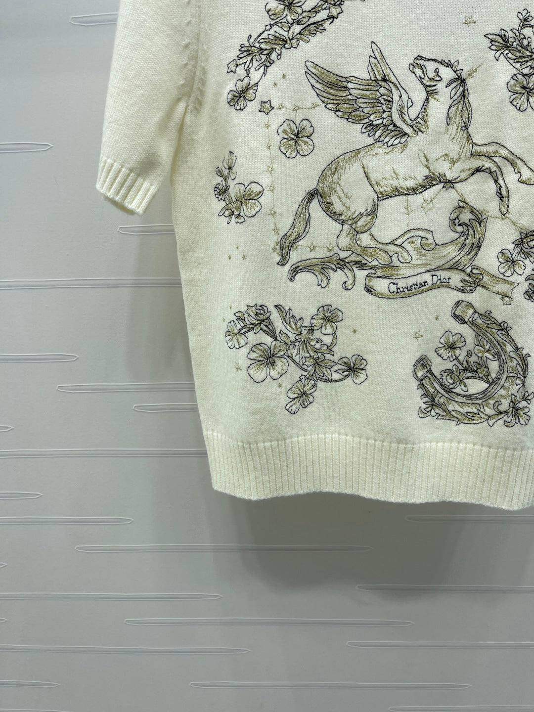 Pegasus Embroidered Knit Short-Sleeve T-Shirt