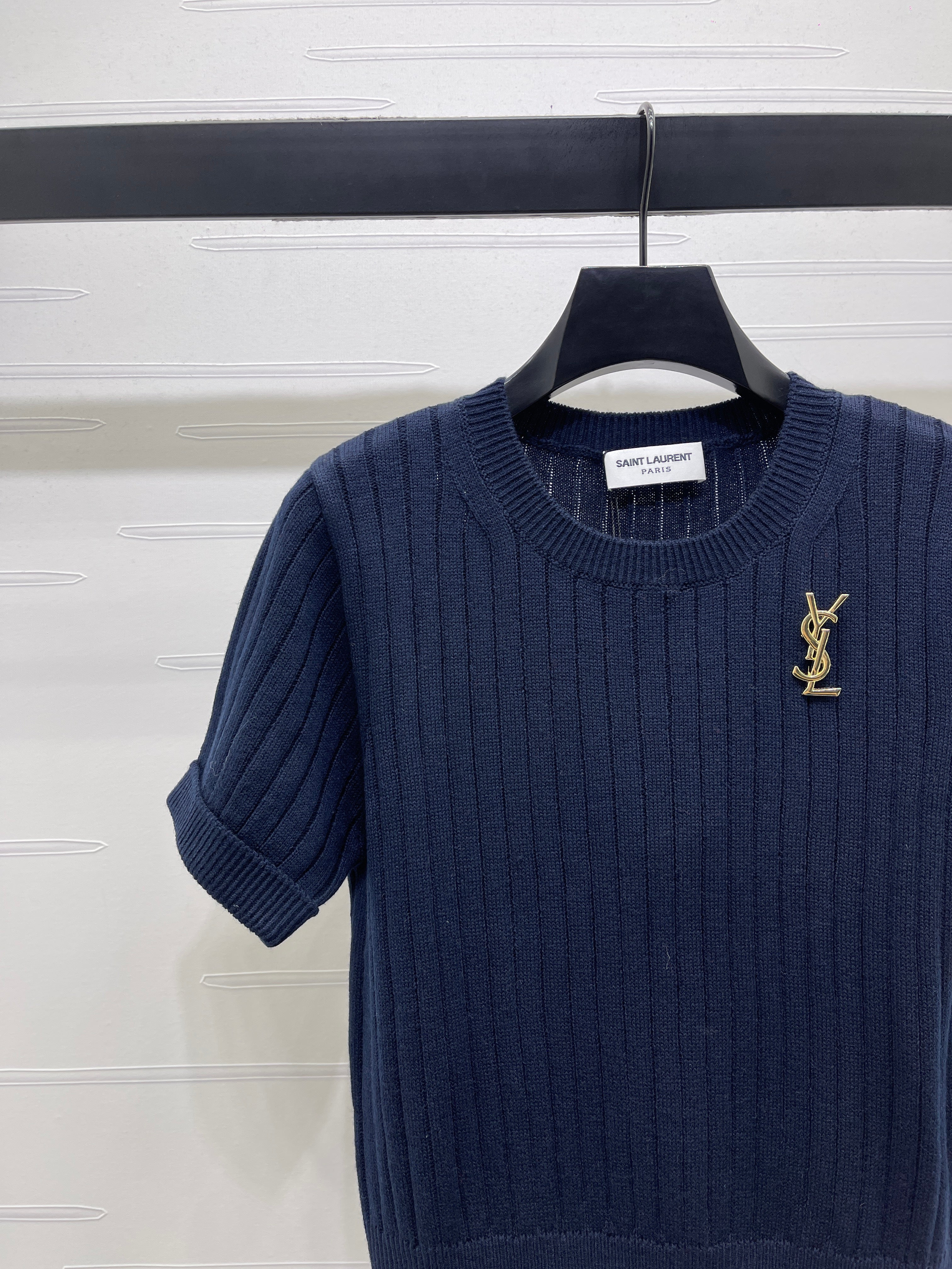 YS Vertical Ribbed Crew Neck Knit Short Sleeve