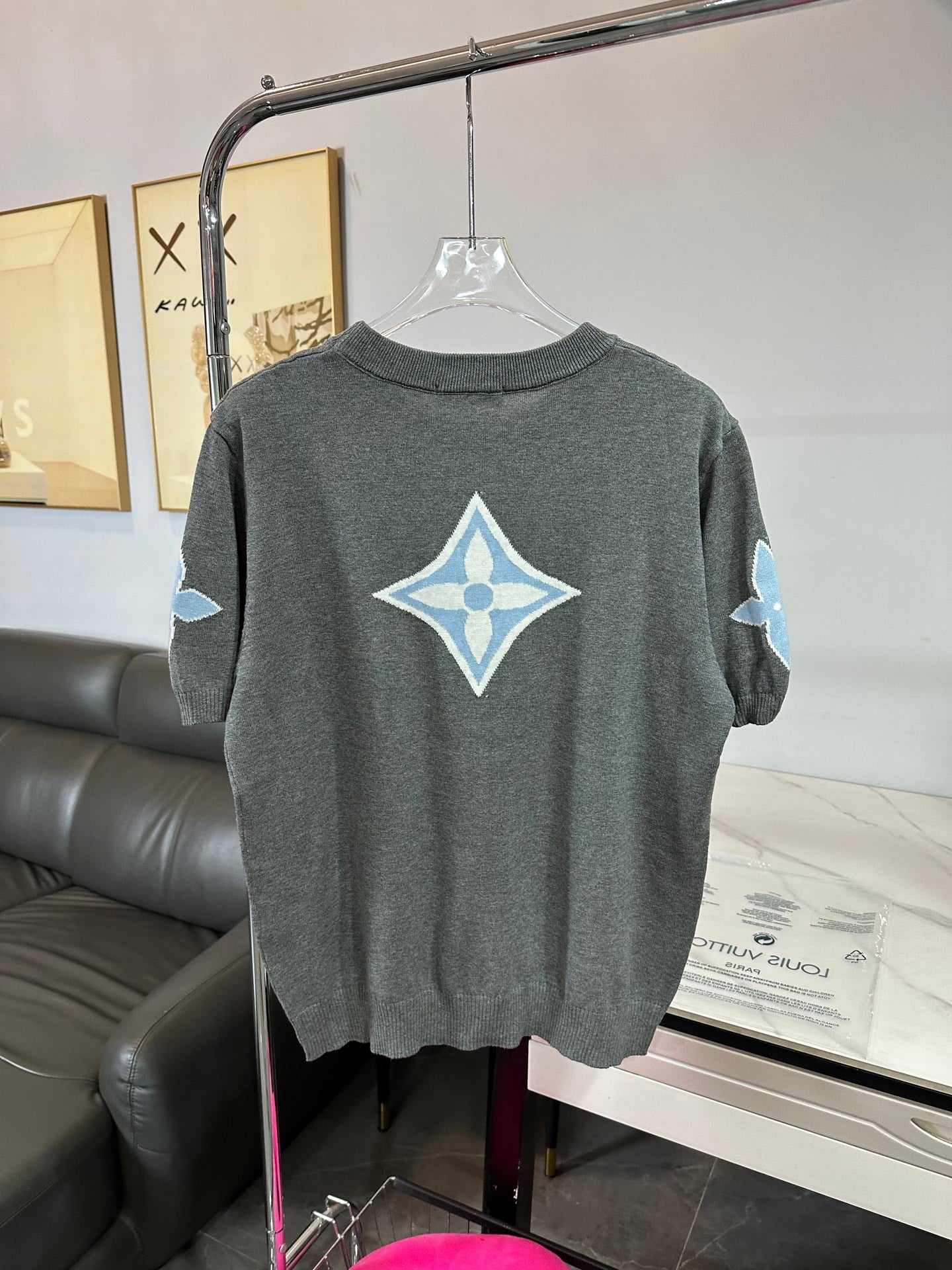 LV Crew Neck knit Shirt