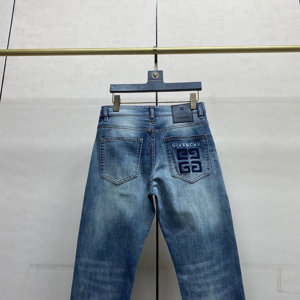 Givenchy Denim Slim Fit Straight Leg Jesns