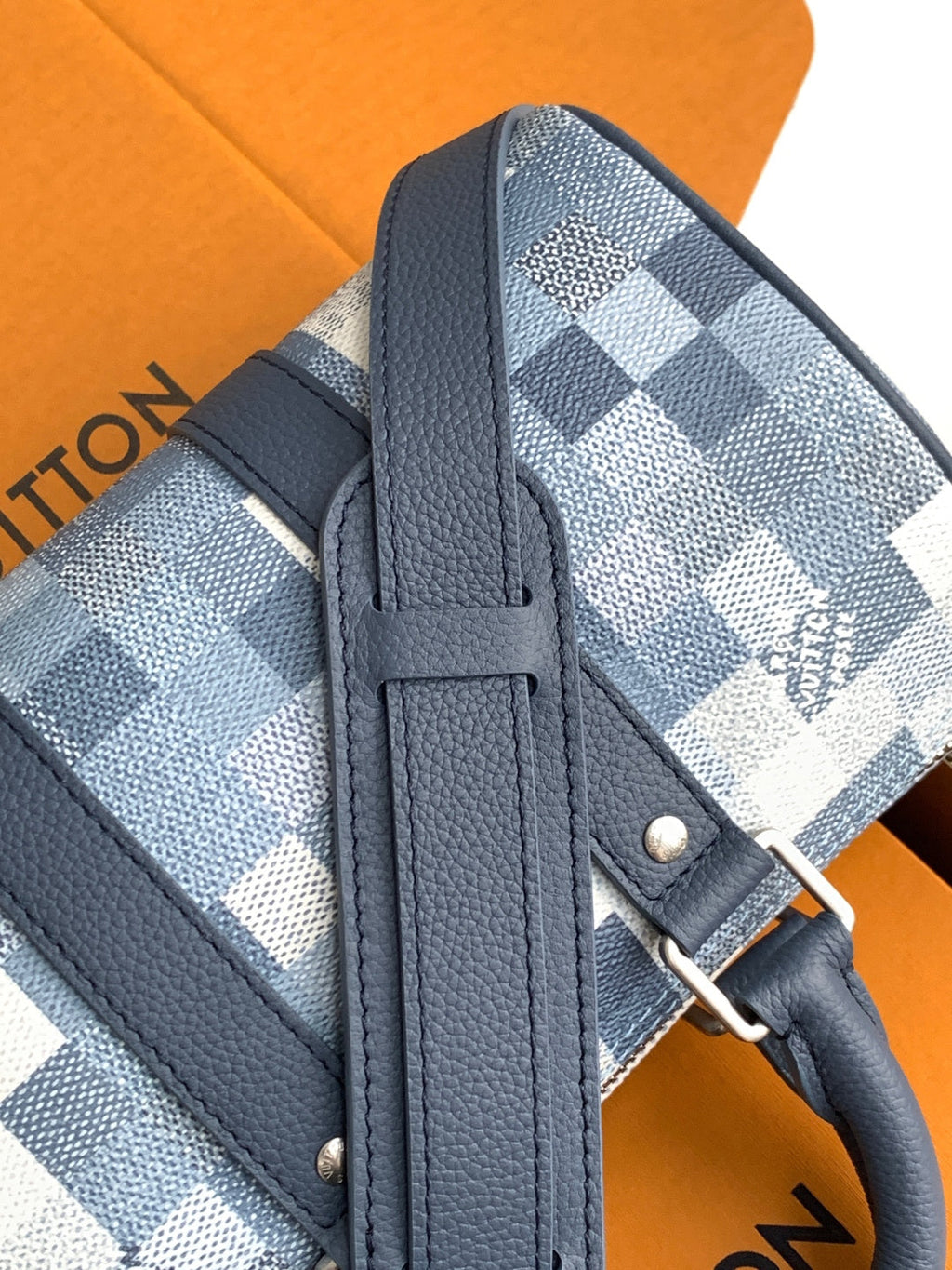 LV 25 Handbag