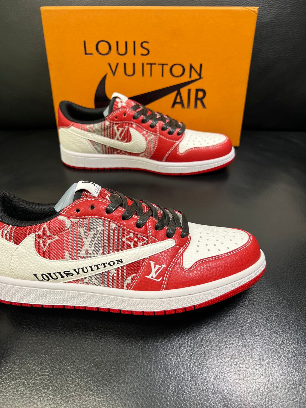 Travis Scotts shoes