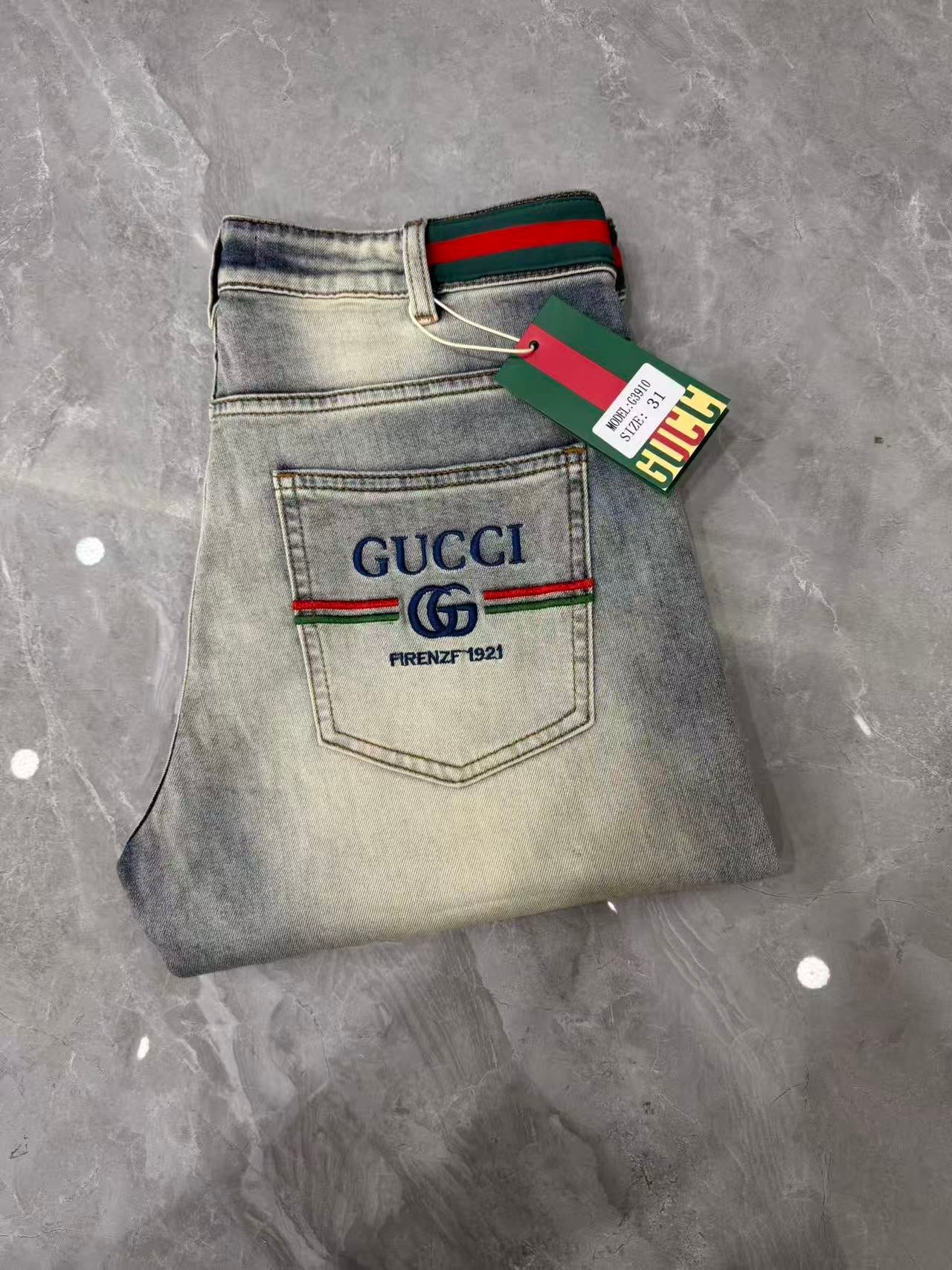 Gucci Denim Jeans Slim fit straight leg