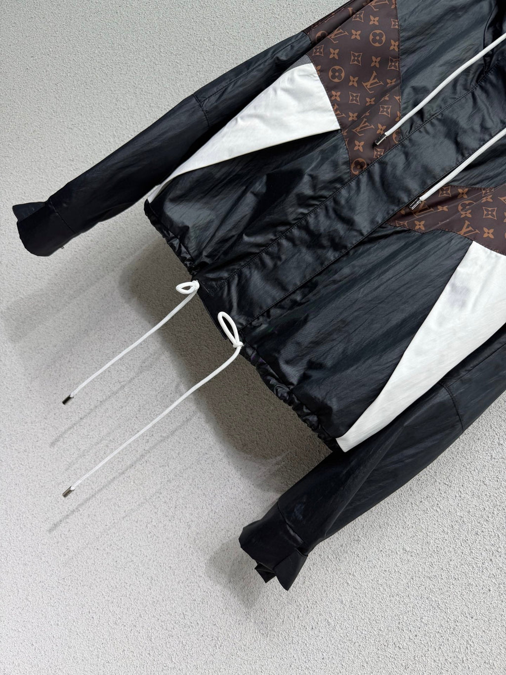 LV hooded Jacket - Women's