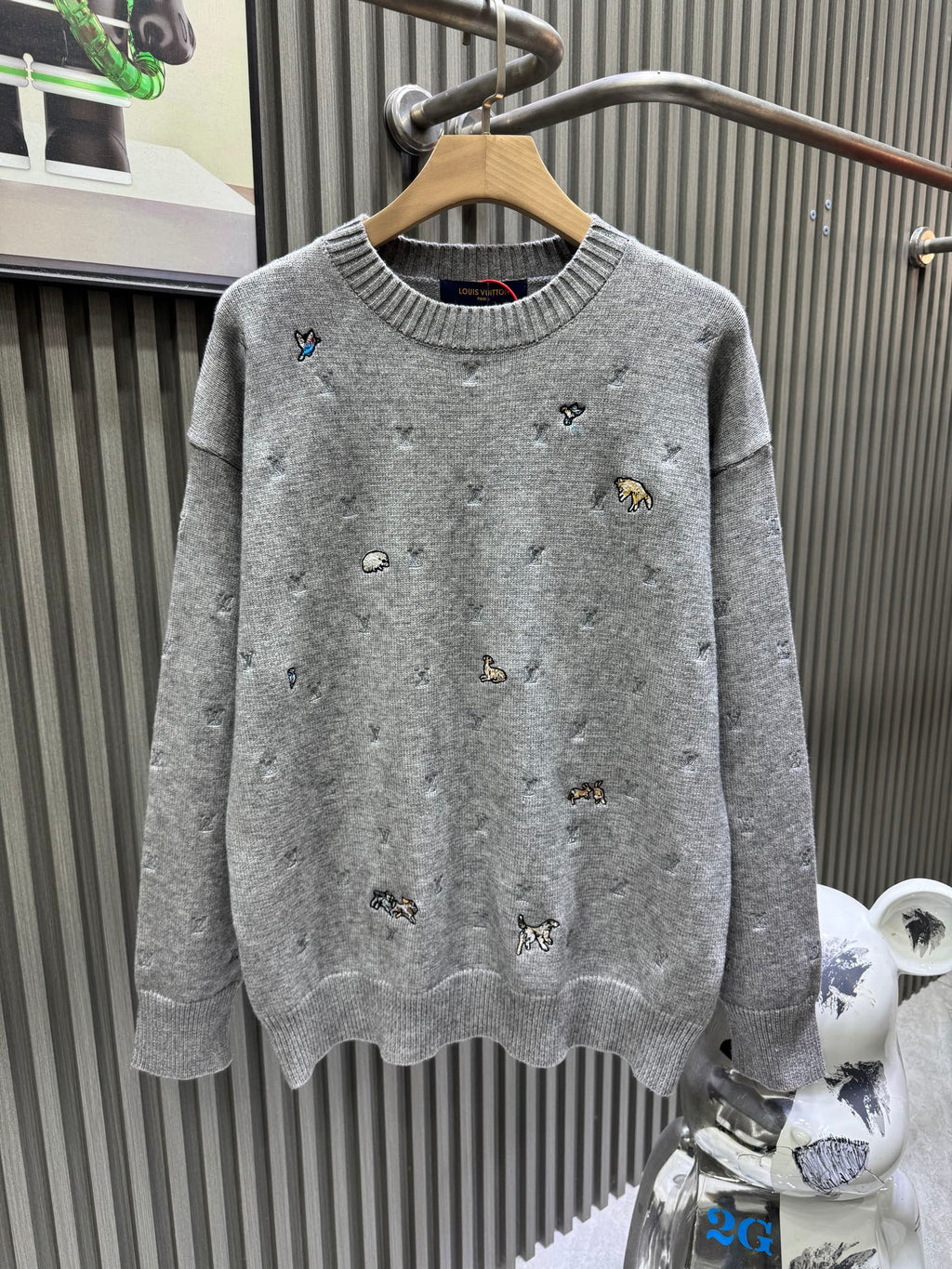 LV embroidered Sweatshirt