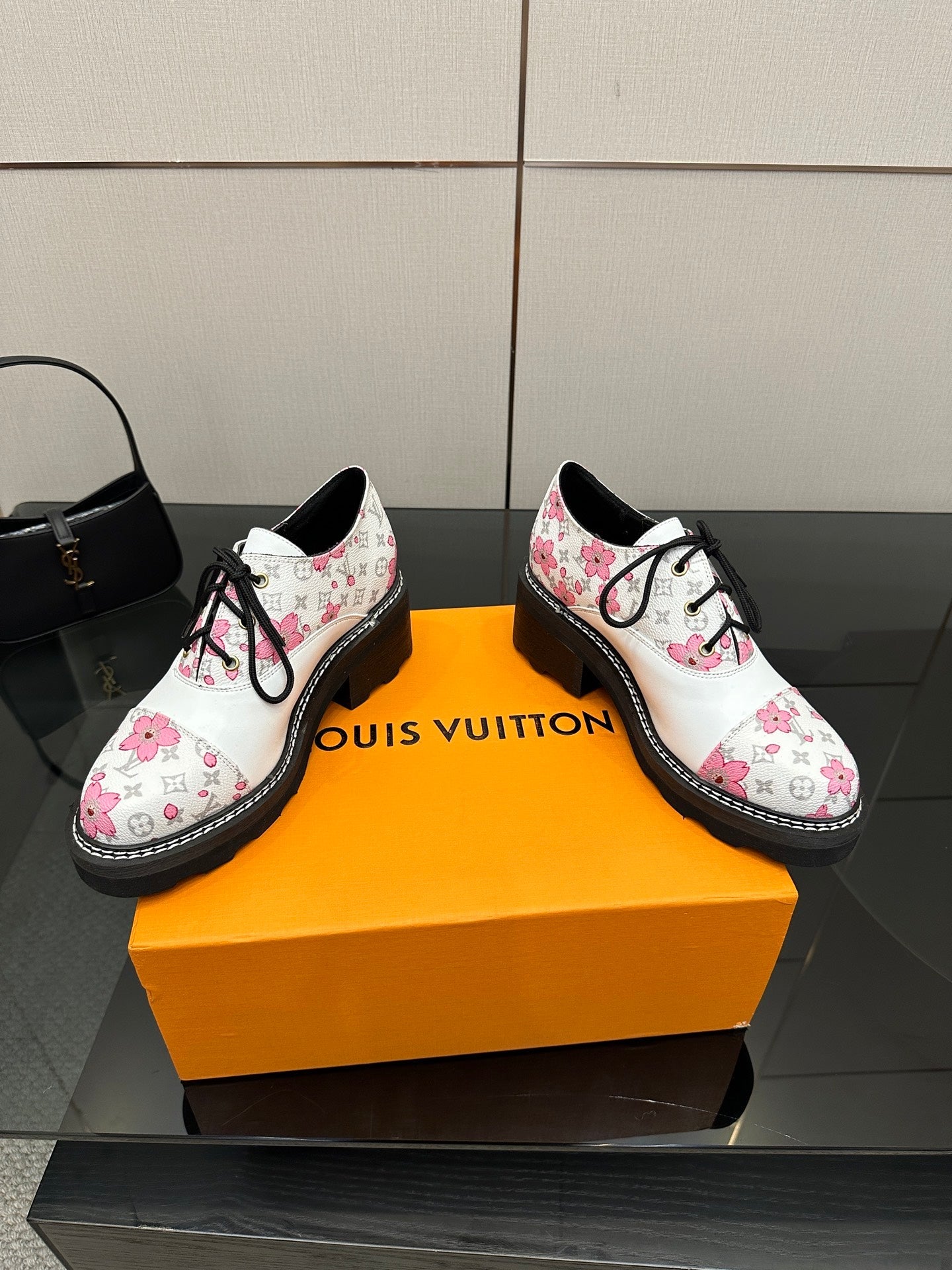 Women LV High-end Shoes