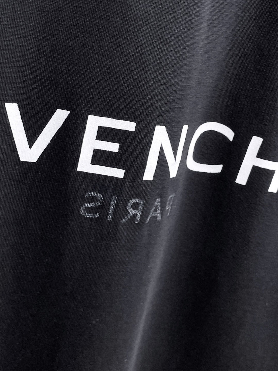 Givenchy T-Shirt